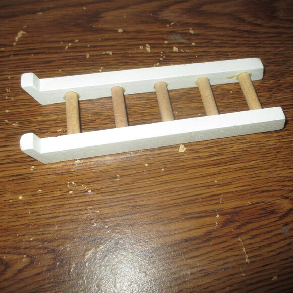 KidKraft Dollhouse Furniture 3 piece set of Bedroom Furniture - Picture 4 of 5